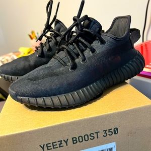 YEEZY Boost 350 V2 Mono Cinder Sz. 5